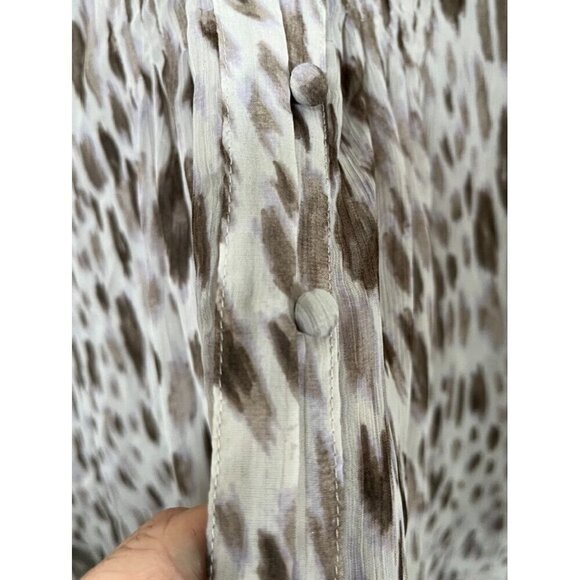 Chicos Animal Print Top XL Brown Sheer Pintuck Neutral Minimalist Resort Classic - Picture 7 of 13